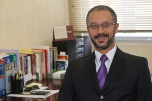 Dr. Robson contribui com artigo técnico para esta edição.